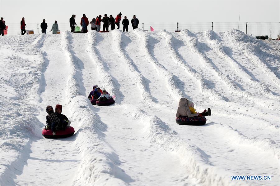 #CHINA-WINTER LEISURE (CN)