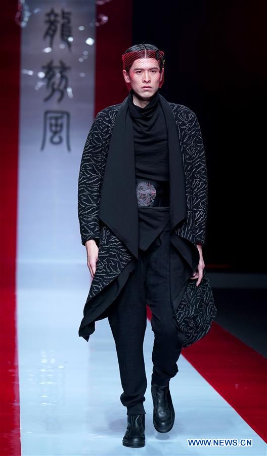 CHINA-BEIJING-FASHION WEEK-LIU JIANGHONG (CN)