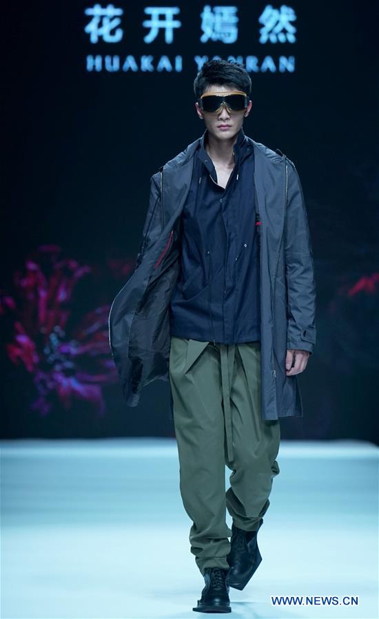 CHINA-BEIJING-FASHION WEEK-DESIGNERS FROM CHANGSHU (CN)