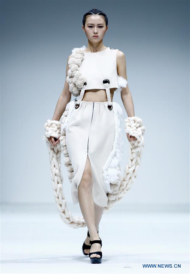 CHINA-BEIJING-GRADUATE-FASHION WEEK (CN)