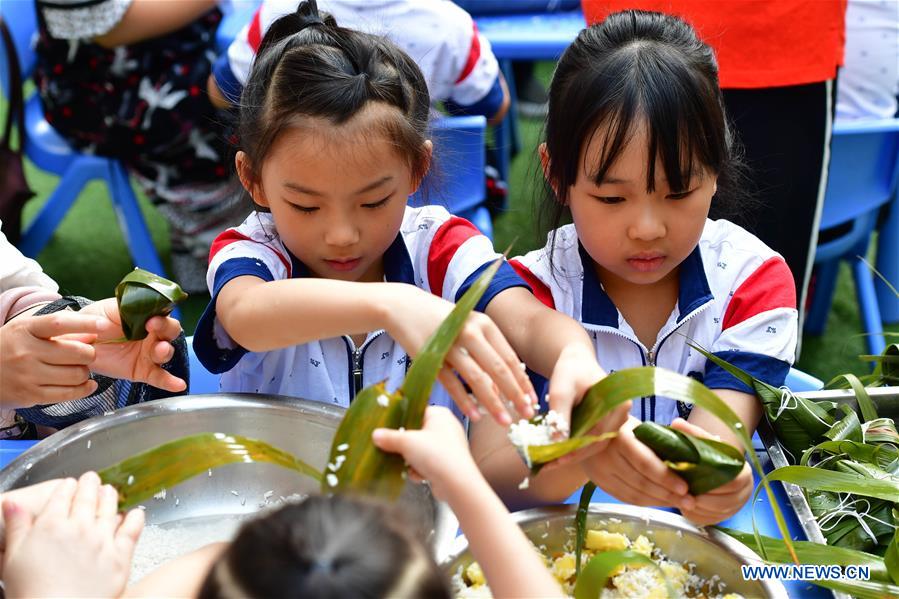 CHINA-HENAN-DRAGON BOAT FESTIVAL-CELEBRATIONS (CN)