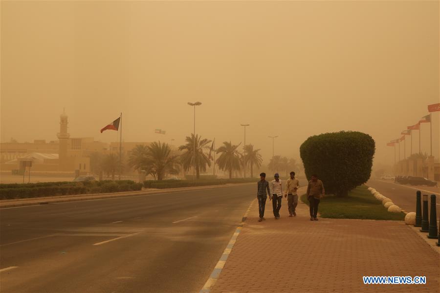 KUWAIT-KUWAIT CITY-SANDSTORM