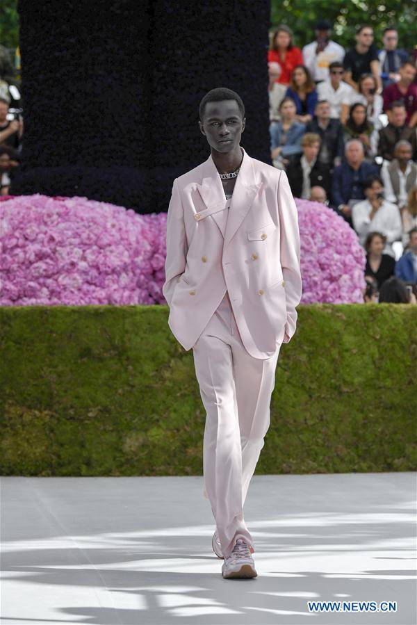 FRANCE-PARIS-MEN'S FASHION WEEK-DIOR HOMME