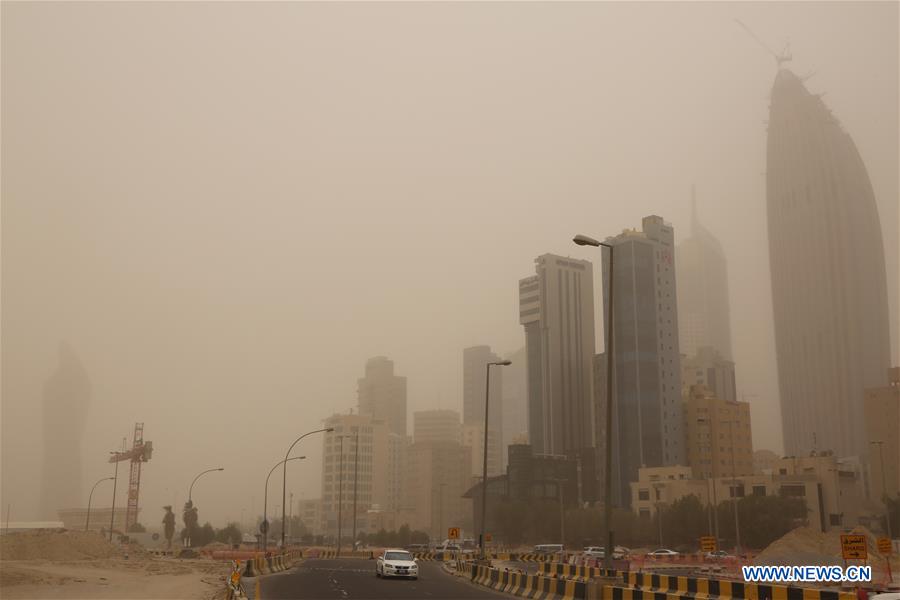 KUWAIT-KUWAIT CITY-SANDSTORM