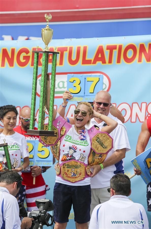 U.S.-NEW YORK-HOT DOG EATING CONTEST