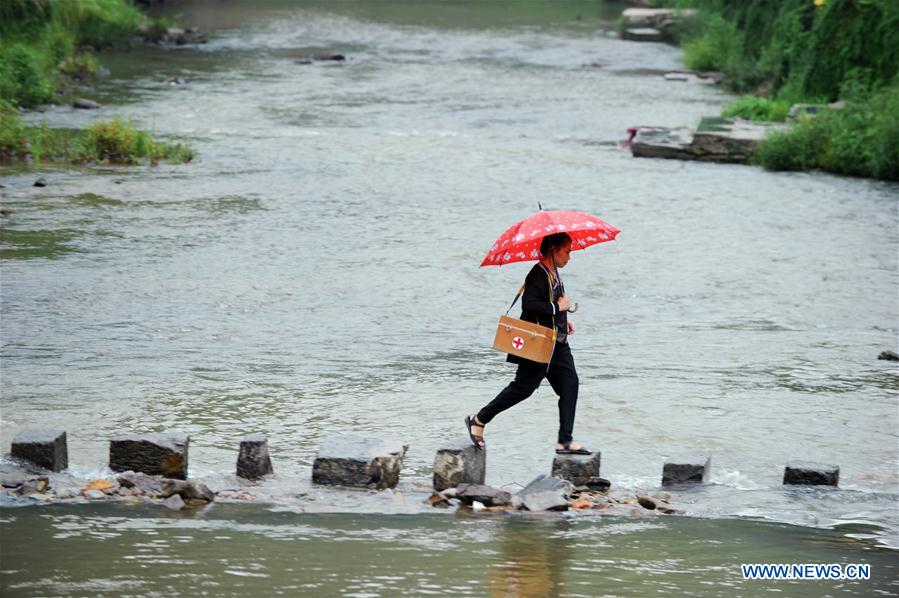 CHINA-MEDICAL WORKERS' DAY-RURAL AREA-HEALTH CARE (CN)