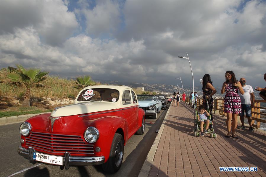 LEBANNON-BEIRUT-CLASSIC CAR-PARADE