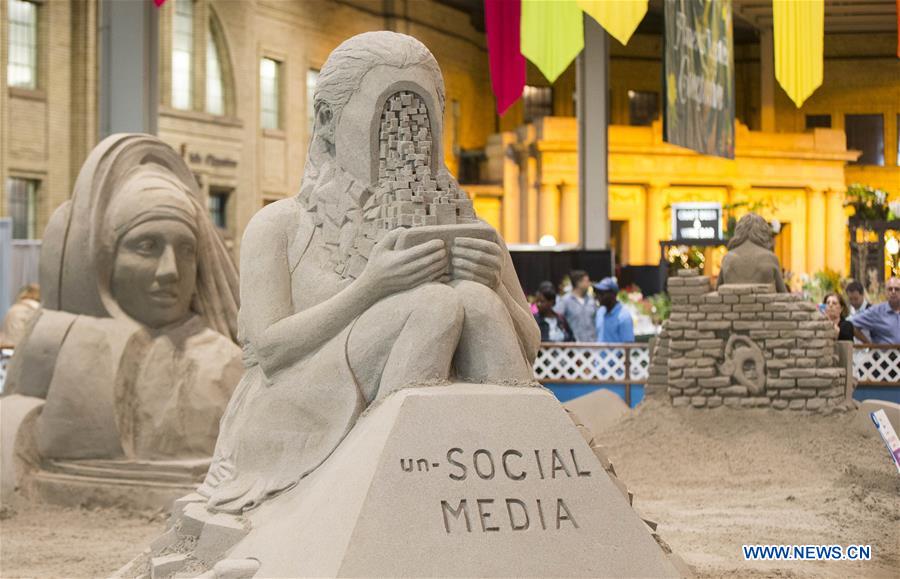 CANADA-TORONTO-SAND SCULPTING COMPETITION