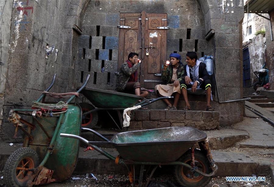 YEMEN-SANAA-CHILDREN-EDUCATION