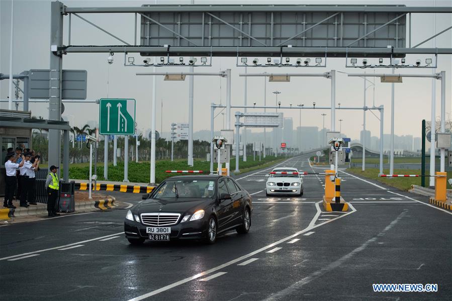 CHINA-HONG KONG-ZHUHAI-MACAO BRIDGE-PUBLIC TRAFFIC-OPEN (CN)