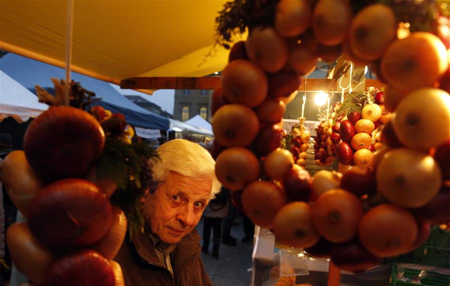 SWITZERLAND-BERN-ONION MARKET-FESTIVAL