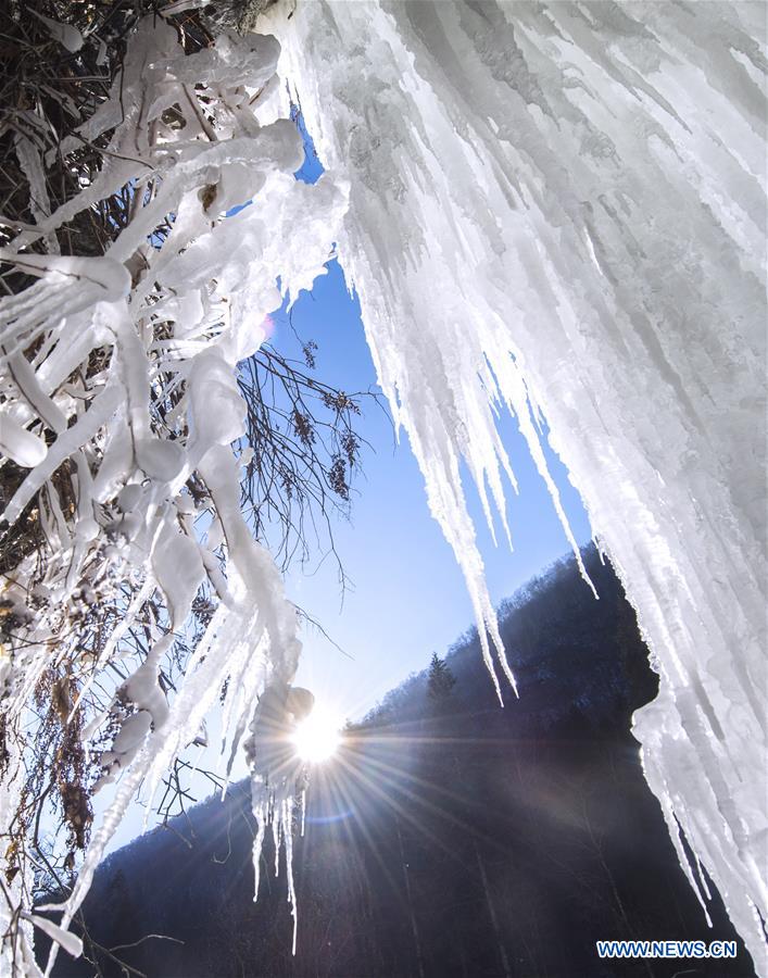 CHINA-JILIN-FROZEN WATERFALL (CN)