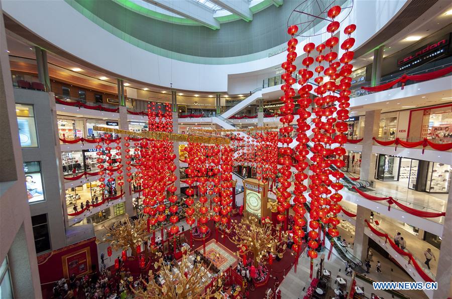 MALAYSIA-KUALA LUMPUR-CHINESE NEW YEAR-DECORATION