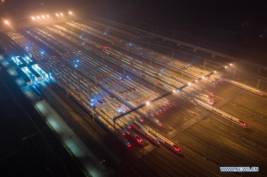 CHINA-NANJING-HIGH-SPEED TRAIN-SPRING FESTIVAL-PREPARATION (CN)