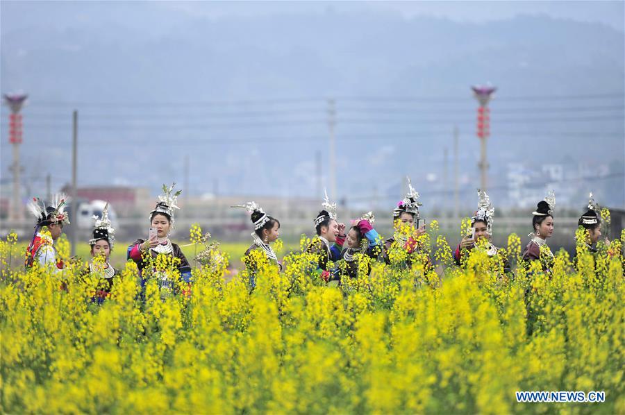 XINHUA PHOTOS OF THE DAY