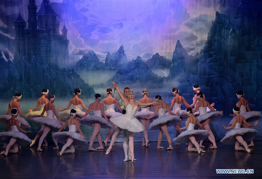 GERMANY-FRANKFURT-BALLET "SWAN LAKE"