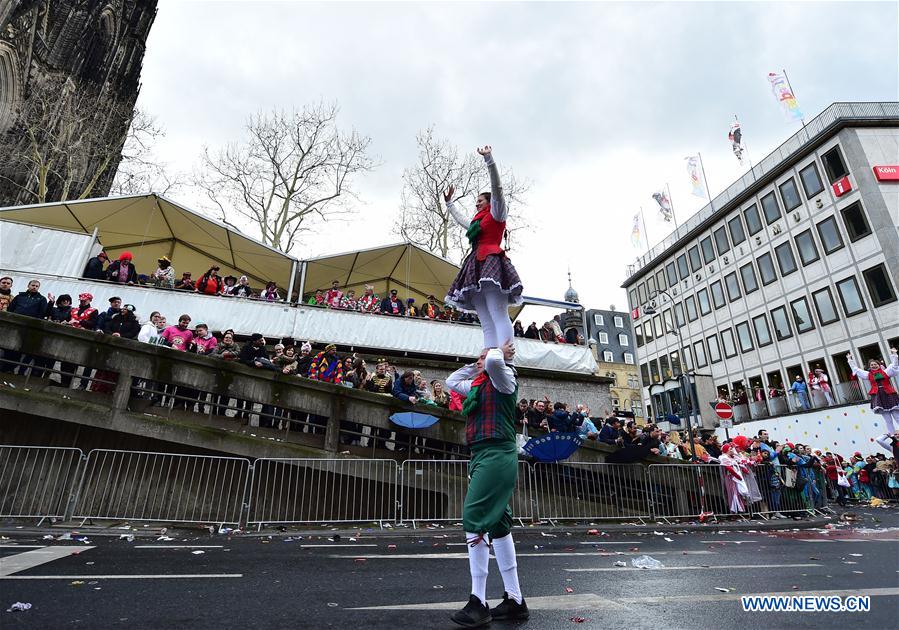 GERMANY-COLOGNE-CARNIVAL-ROSE MONDAY PARADE