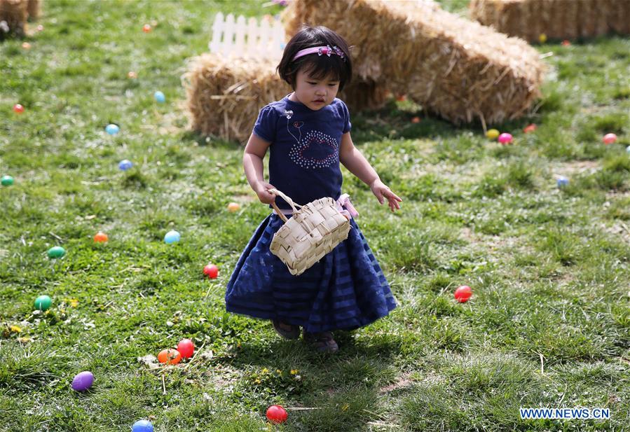 FRANCE-PARIS-EASTER-CELEBRATION