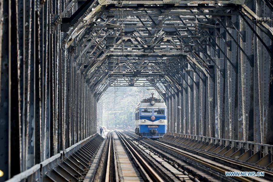 CHINA-CHONGQING-BAISHATUO YANGTZE RIVER RAILWAY BRIDGE (CN)