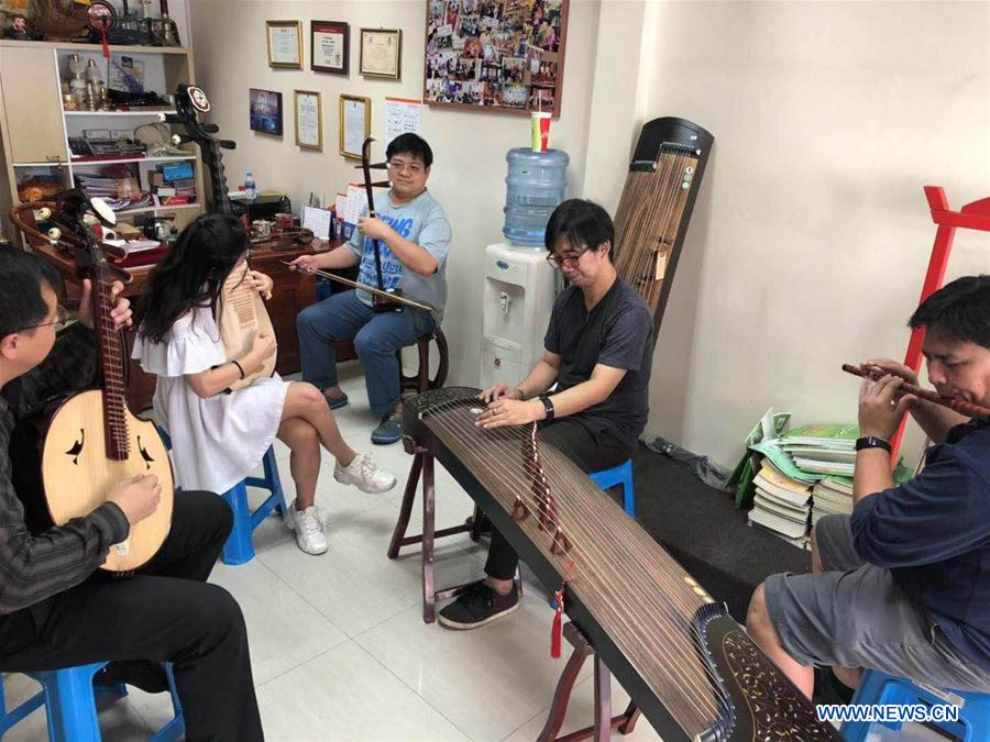 THAILAND-BANGKOK-CHINESE FOLK MUSIC LOVERS