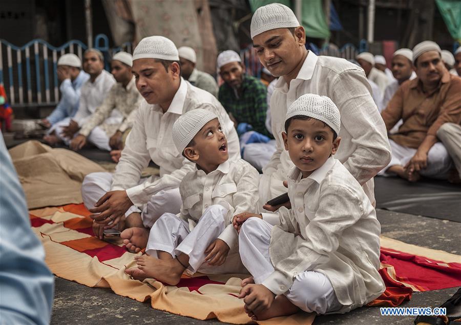 INDIA-KOLKATA-EID AL-FITR-CELEBRATION