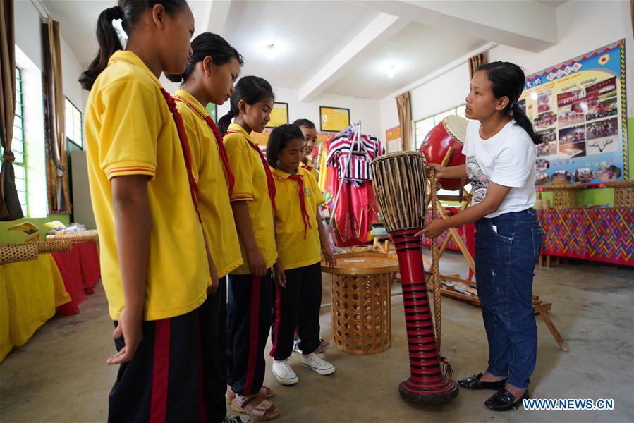 CHINA-YUNNAN-DEHONG-JINGPO-PRIMARY SCHOOL (CN)