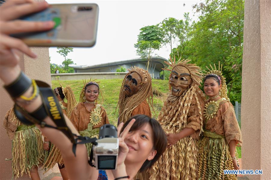 MALAYSIA-SHAH ALAM-INDIGENOUS ART