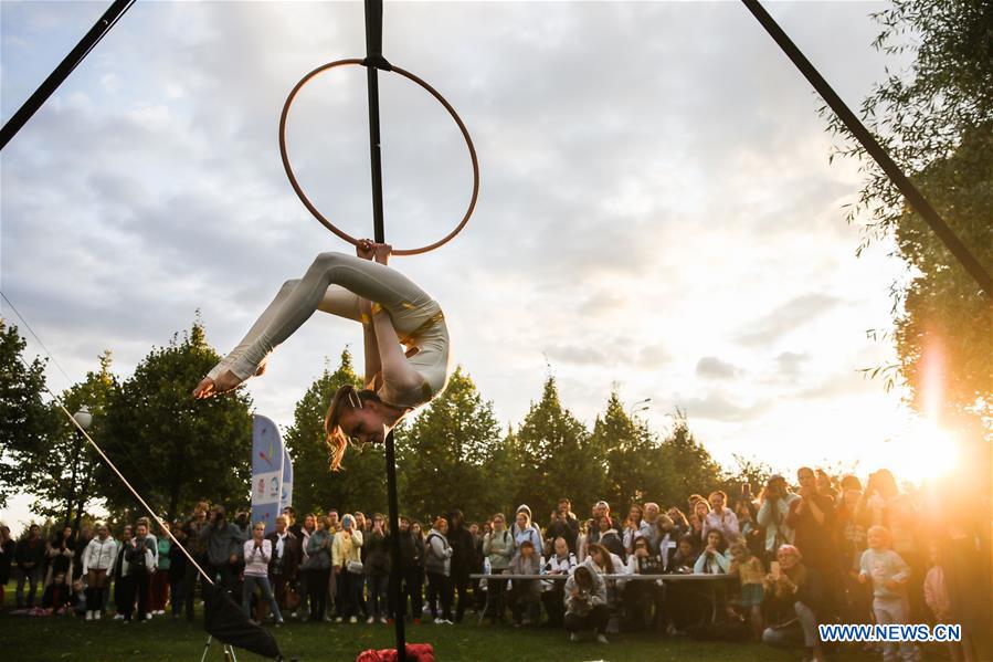 (SP)RUSSIA-MOSCOW-AERIAL GYMNASTICS FESTIVAL