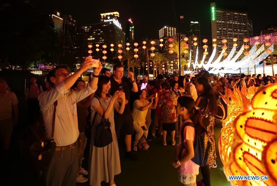 CHINA-HONG KONG-MID-AUTUMN FESTIVAL-LANTERN FAIR (CN)