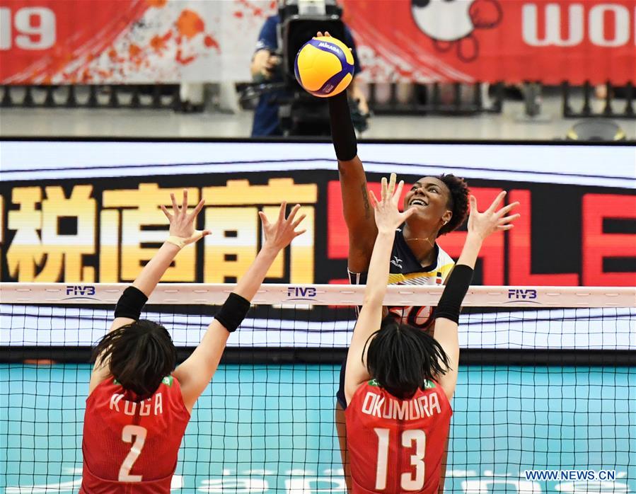 (SP)JAPAN-YOKOHAMA-VOLLEYBALL-WOMEN'S WORLD CUP-DOM VS JPN