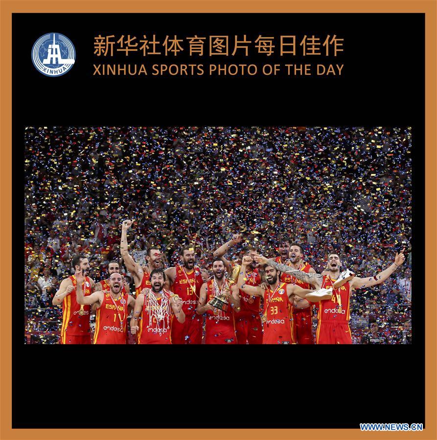 (SP)XINHUA SPORTS PHOTOS OF THE DAY