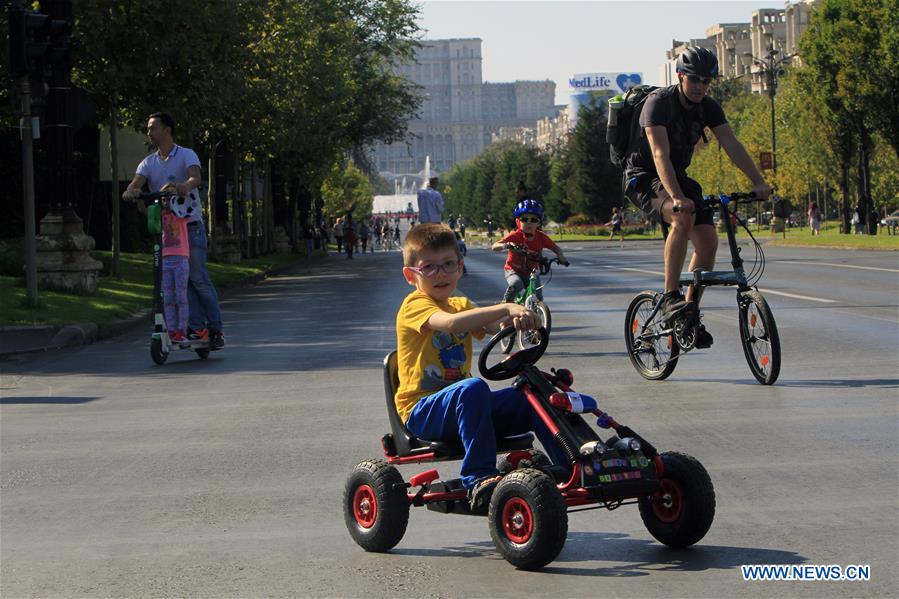 ROMANIA-BUCHAREST-CAR-FREE DAY