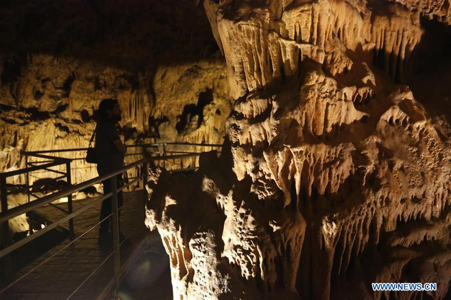 LEBANON-CAVE-SCENERY