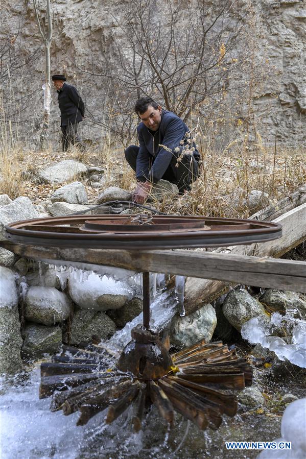 CHINA-XINJIANG-TAXKORGAN-POWER GRID-CONSTRUCTION (CN)