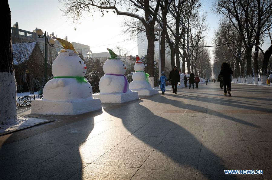 CHINA-HARBIN-SNOWMEN(CN)