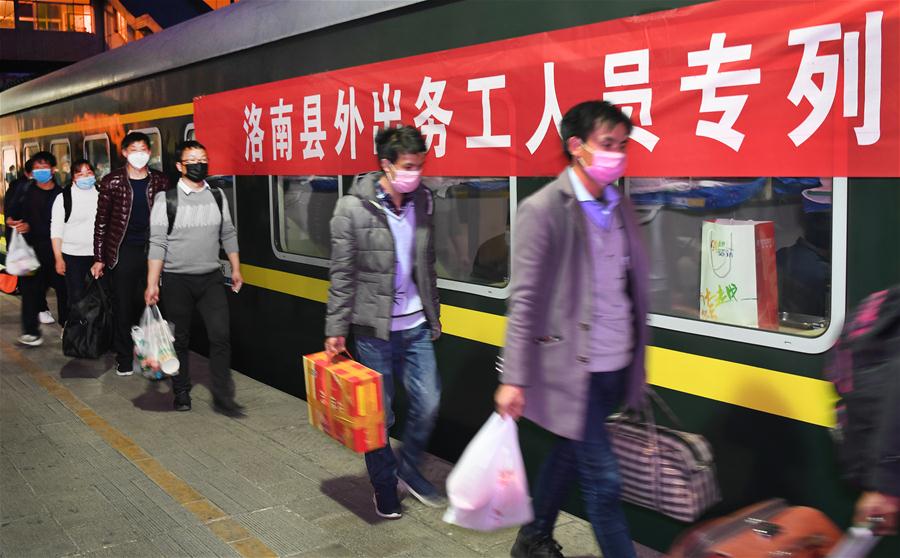 CHINA-XI'AN-SPECIAL TRAIN-MIGRANT WORKER (CN)