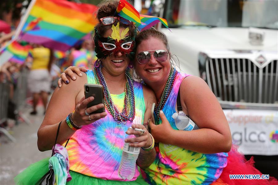 U.S.-CHICAGO-PRIDE PARADE