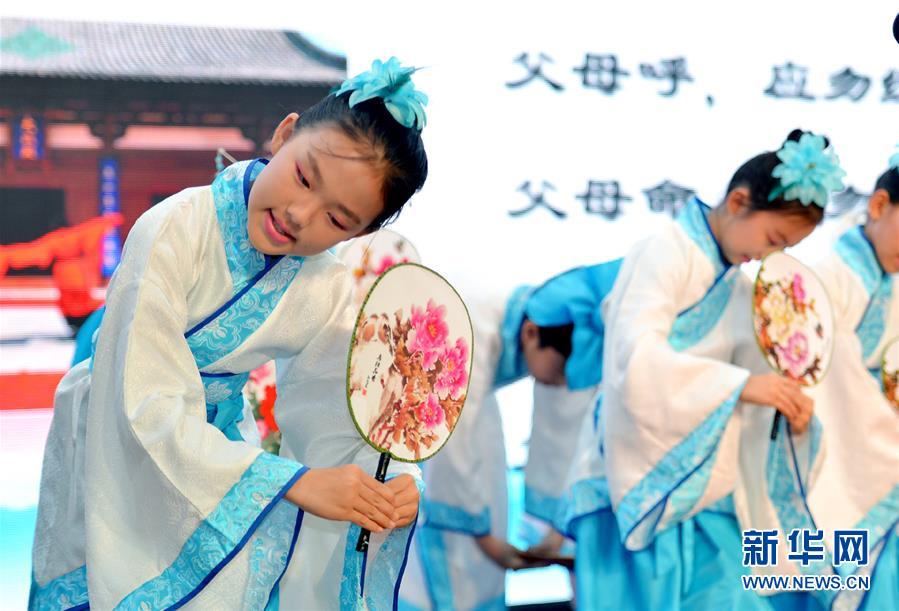 #（社會(huì)）（1）河北石家莊：傳統(tǒng)文化 共頌家風(fēng)