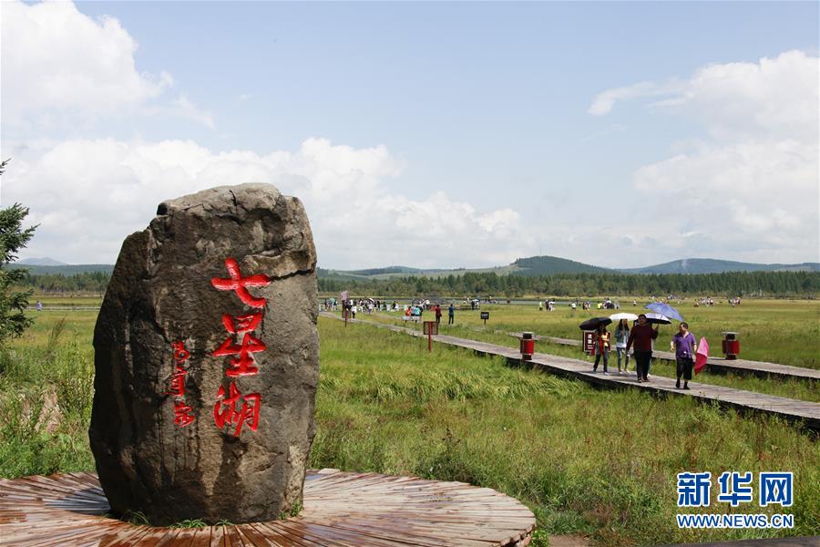 （新華全媒頭條·圖文互動(dòng)）（1）那一抹綠色，走進(jìn)越來(lái)越多人心里——河北塞罕壩續(xù)寫(xiě)新時(shí)代綠色傳奇