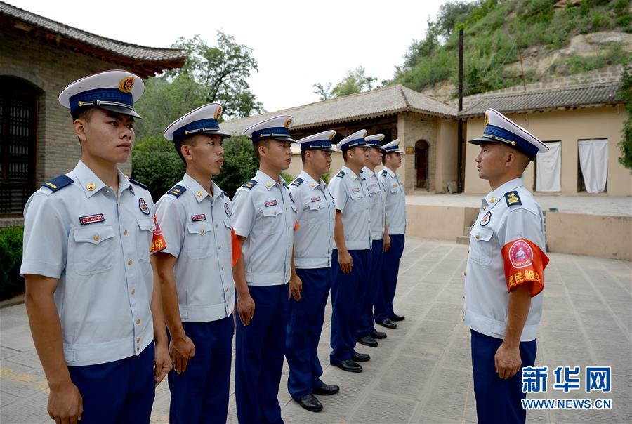 （新華全媒頭條·圖文互動）（4）永恒的承諾——追尋中國共產(chǎn)黨人“為人民服務(wù)”的血脈