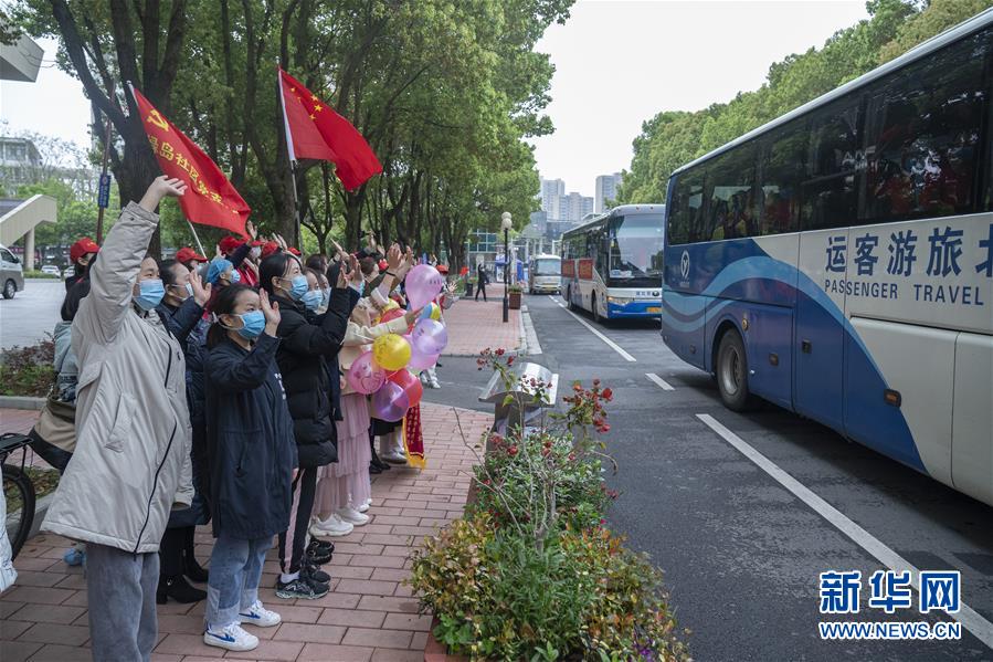 （新華全媒頭條·圖文互動(dòng)）（5）上下同心，守望相助——中國(guó)抗疫眾志成城的生動(dòng)實(shí)踐