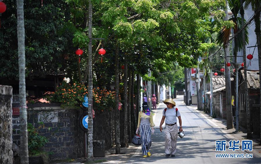 （新華全媒頭條·走向我們的小康生活·圖文互動(dòng)）（12）留住鄉(xiāng)愁留住美——千村競(jìng)秀綴瓊州