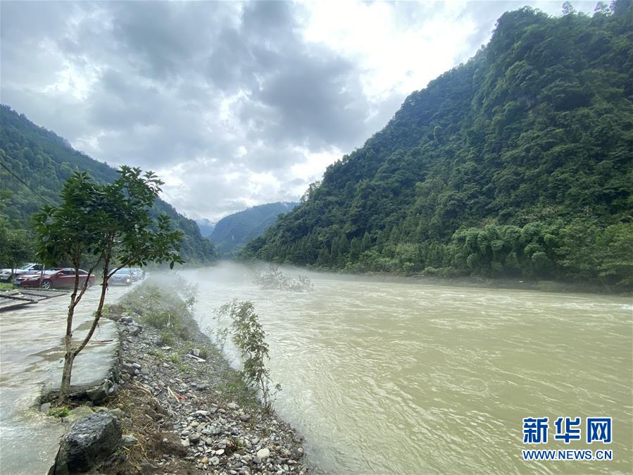 （防汛抗洪·圖文互動）（1）山洪襲來前，澧水河畔大轉移