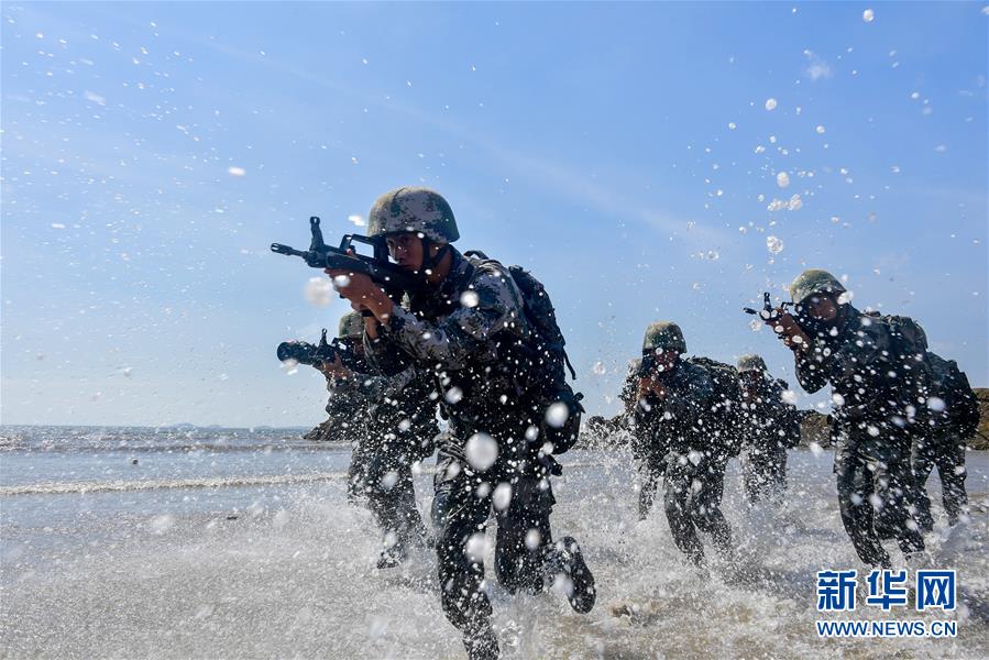 （在習(xí)近平強(qiáng)軍思想指引下·我們在戰(zhàn)位報(bào)告·圖文互動(dòng)）（1）從“鐵腳板”到“鋼履帶”——東部戰(zhàn)區(qū)陸軍第73集團(tuán)軍某旅紅四連練兵備戰(zhàn)記事